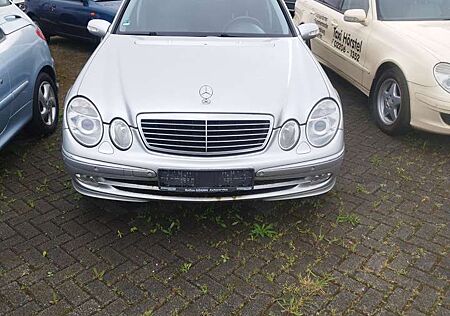 Mercedes-Benz E 450 E 500 (211.070) Vollausstattung