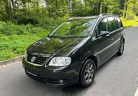 VW Touran Volkswagen 2.0 FSI - Tüv-Au NEU 06-2027 - STEUERKETTE NEU