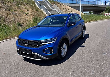 VW T-Roc Volkswagen 1.5 TSI DSG LED ACC Cam App DAB+ Virt SHZ