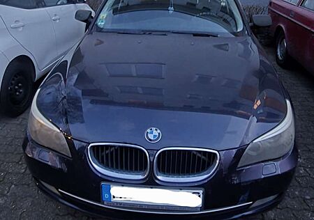 BMW 520d 520 gepflegt. 4 Stücke Hankook Ganzjahresreifen