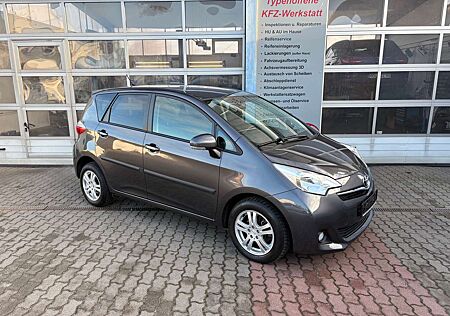 Toyota Verso-S 1.33, Navi, Rückfahrkamera, HU/AU neu