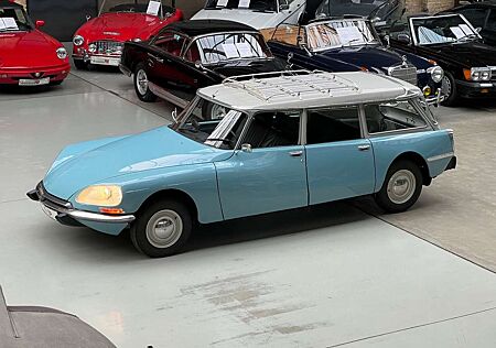 Citroën DS Citroen 20 Commerciale, Automatikgurte und Kopfstütze