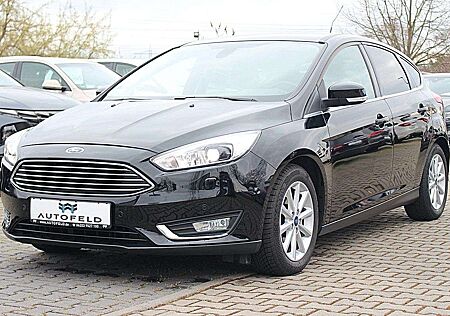 Ford Focus 1,5/VOLL SHEFT/NAVI/BI XENON/CARPLAY/TEMP/