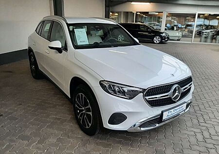 Mercedes-Benz GLC 220 220d 4MATIC AHK Distronic Memory