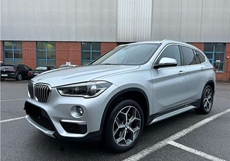 BMW X1 SCHECKHEFTGEPFLEGT-KAMERA-PARKPILOT-GARANTIE