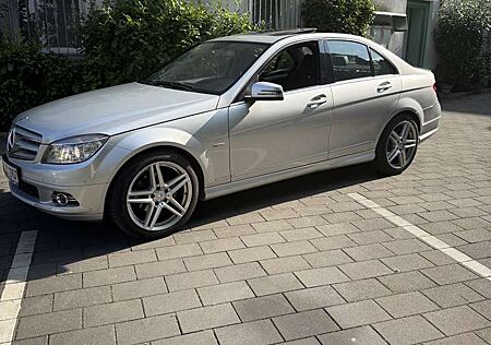 Mercedes-Benz C 180 Kompressor BlueEFFICIENCY Elegance