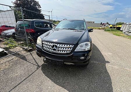 Mercedes-Benz ML 320 CDI (164.122)