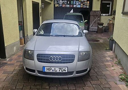 Audi TT Coupe 1.8 T Neuer Kat, neue Bremsen und etc.