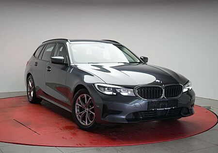 BMW 320 i Touring Sport Line Navi/ACC/Virtual/LED