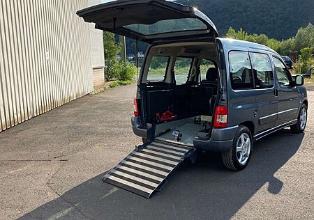 Citroën Berlingo Citroen HDi 90 Multispace Behindertengerecht