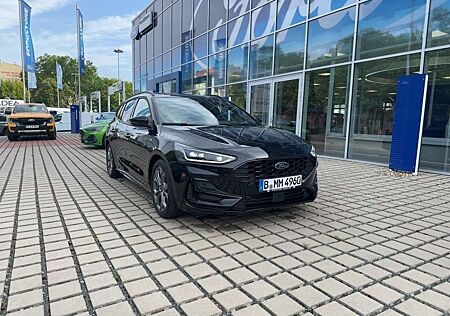Ford Focus Turnier 1.0 EcoBoost ST-Line X KAM+ACC+LED