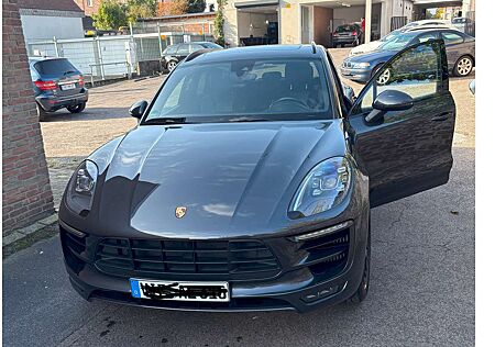 Porsche Macan GTS PDK