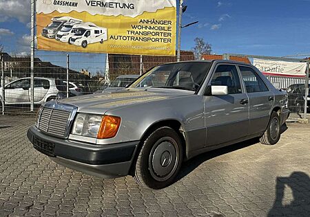 Mercedes-Benz 200 Diesel Schiebedach H-Zulassung Tüv 02.26