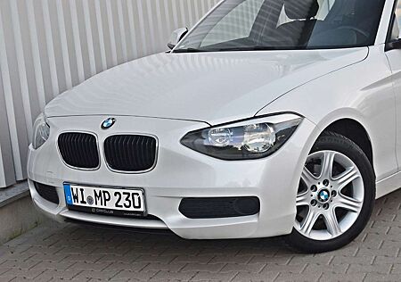 BMW 116 d* Rentner! Top Zustand! Navi! Mineralweiß! *