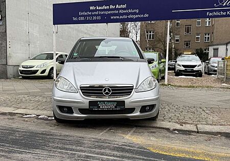 Mercedes-Benz A 150 ELEGANCE,Automatik,Navi,Scheckheftgepflegt Sitzhei