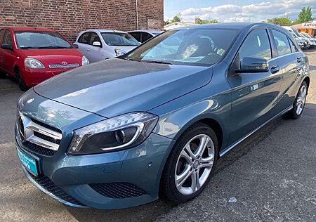 Mercedes-Benz A 180 Urban Navi+Allwetter+Sitzheizung+PDC+Xenon