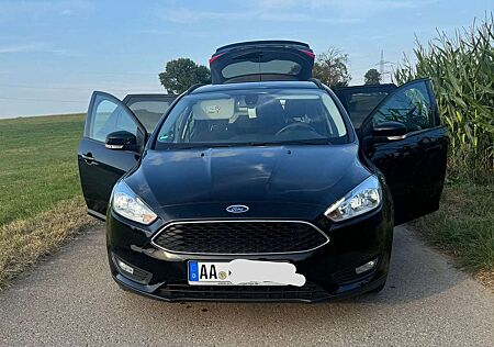 Ford Focus +Turnier+1.0+EcoBoost+Start-Stopp-System+Busi