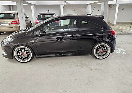 Opel Corsa 1.6 Turbo OPC