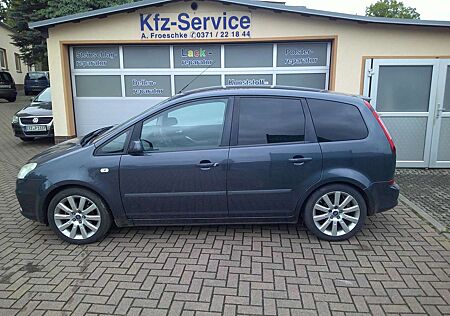 Ford C-Max Style Motor braucht etwas Öl !