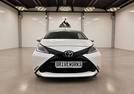 Toyota Aygo x-play