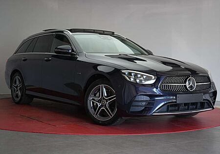Mercedes-Benz E 300 de 4Matic T 9G-Tronic AMG Navi/Leder/Distr