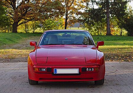 Porsche 944 II