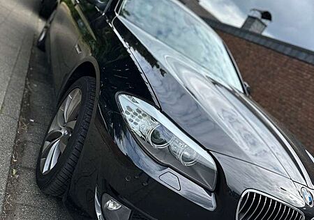 BMW 530D 530 /Top-Zustand/Vollausstattung / Soft-Close