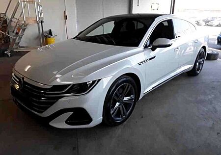 VW Arteon Volkswagen R-Line2.0TSI DSG LED Navi SHZ Pano Sound