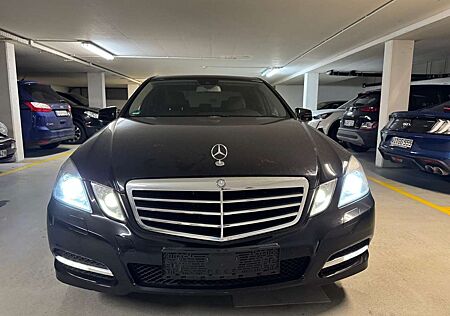Mercedes-Benz E 220 E-Klasse Diesel CDI DPF BlueEFFICIENCY Automatik A