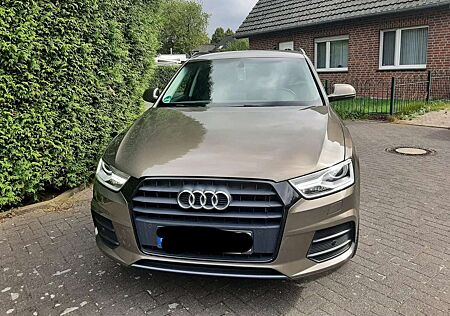 Audi Q3 2.0 TDI sport