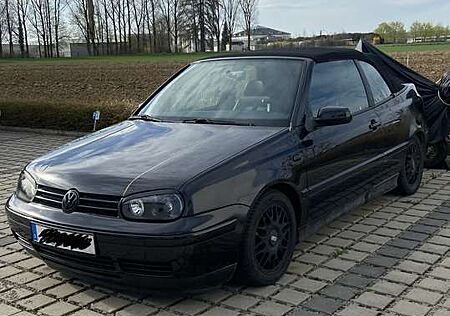 VW Golf Cabriolet Volkswagen Cabrio 1.6 Highline