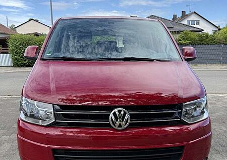 VW T5 Caravelle Volkswagen Caravelle DSG Edition