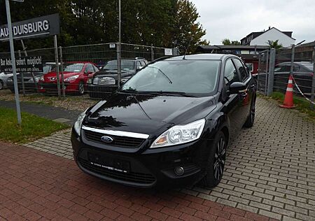 Ford Focus Lim. Black Magic/ Klima/ Teilleder/ TOP!
