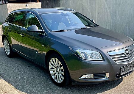 Opel Insignia 2.0 CDTI Sports Tourer Automatik Sport