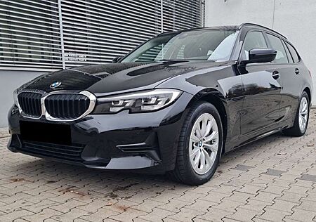 BMW 330 i Advantage