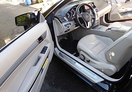 Mercedes-Benz E 250 E-Klasse Cabrio Cabrio 7G-TRONIC