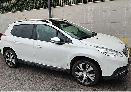 Peugeot 2008 +1.6+e-hdi+8v+Allure+s