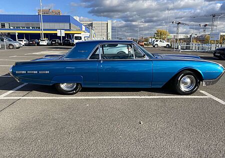 Ford Thunderbird