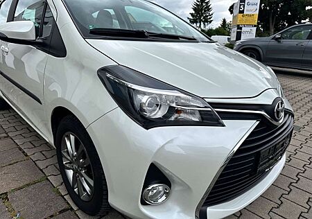 Toyota Yaris 1.3 Edition-S *1.Hand *Scheckheft *TÜV Neu