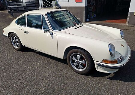 Porsche 911 E Ölklappe