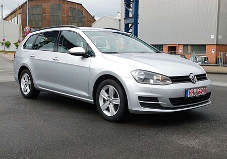 VW Golf Volkswagen VII Variant Comfortline BMT/Navi/ALU/PDC