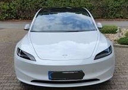 Tesla Model 3 RWD Hinterradantrieb
