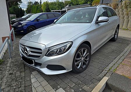 Mercedes-Benz C 200 T-4Matic 7GTronic Avtgrd17" M-LED AHK Pan Park SHZ