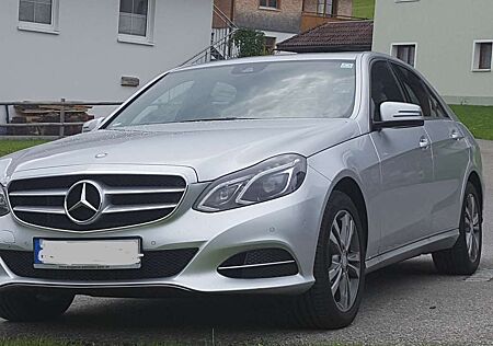 Mercedes-Benz E 220 E-Klasse Diesel CDI DPF BlueEFFICIENCY Automatik A