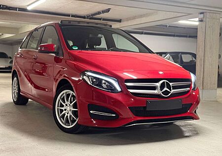 Mercedes-Benz B 220 4Matic*1.Hand*Garantie*Panorama*Kamera