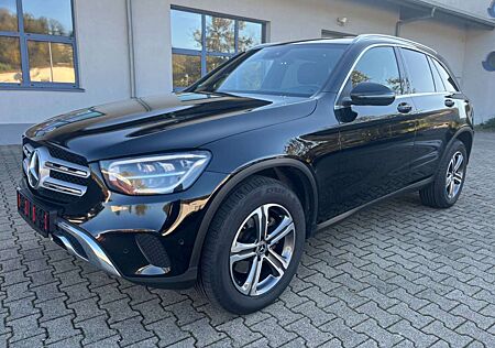 Mercedes-Benz GLC 220 d 4Matic Offroad & AMG Paket