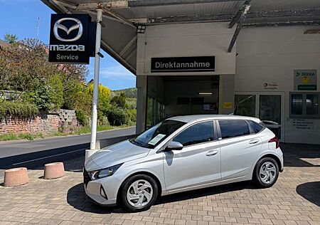 Hyundai i20 Select 74KW/100PS DAB