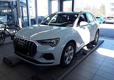 Audi Q3 advanced 40 TFSI quattro 140(190) kW(PS) S tr