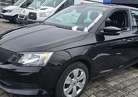 Skoda Fabia Active/ Tüv Inspektion Neu!