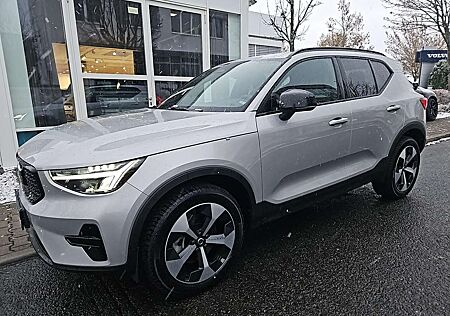 Volvo XC 40 XC40 B3 Plus Dark Fahrassistenz-Paket